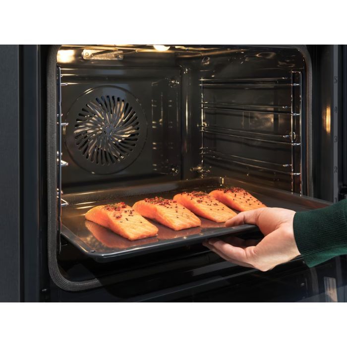 Духова шафа Electrolux EOB8S39WZ зображення 7