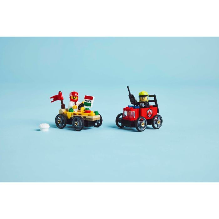 Конструктор LEGO City Пицца-авто против пожарной машины Набор гонок (60458) изображение 9