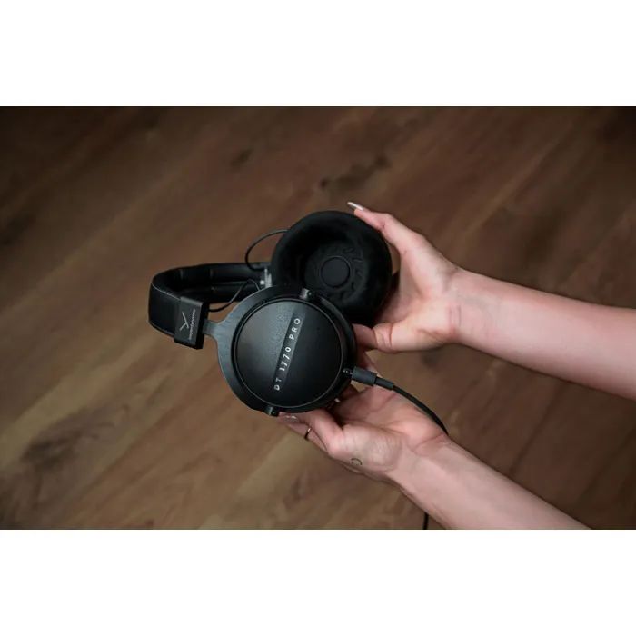 Наушники Beyerdynamic DT 1770 Pro MK II Black (531069) изображение 3