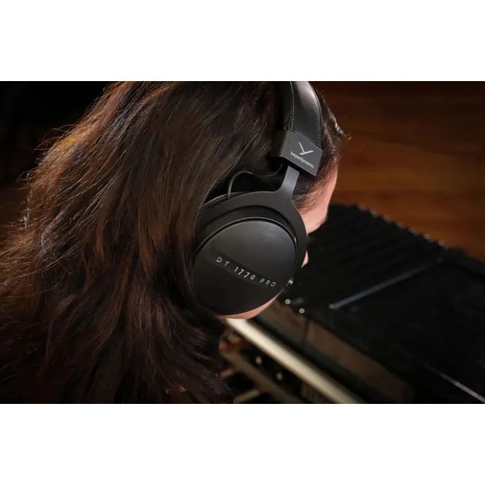 Наушники Beyerdynamic DT 1770 Pro MK II Black (531069) изображение 8