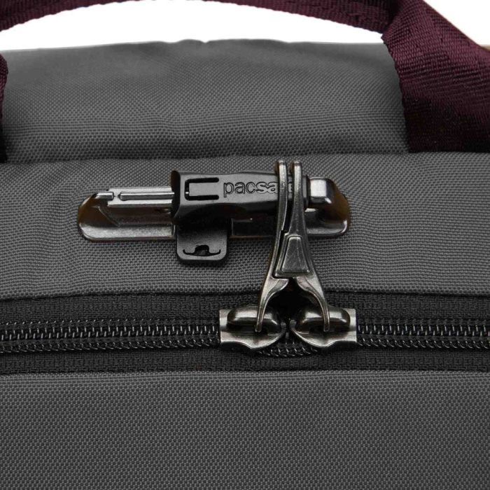Рюкзак туристический Pacsafe Metrosafe X 20L backpack хакі (30640517) изображение 6