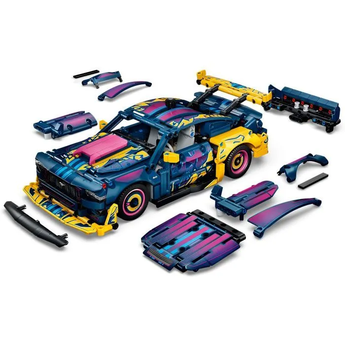 Конструктор LEGO Technic Тюнинг-гараж с автомобилем Ford Mustang GT (42236) изображение 6