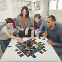 Настольная игра Hasbro Монополия: Голосовое управление (E4816) изображение 6