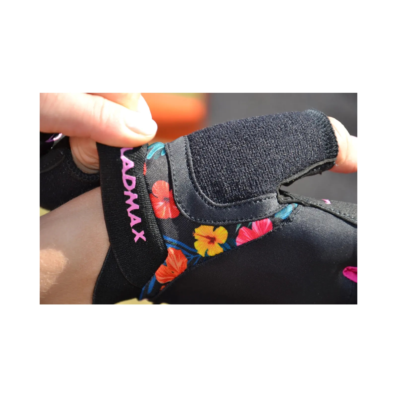 Рукавички для фітнесу MadMax MFG-770 Flower Power Gloves Black/Pink S (MFG-770_S) зображення 10