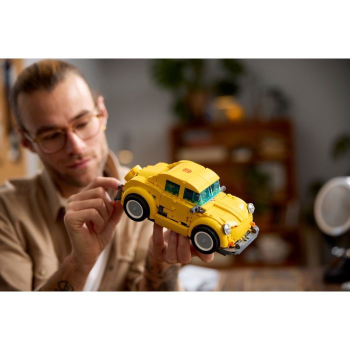Конструктор LEGO Icons Transformers Bumblebee 950 parts (10338) изображение 12