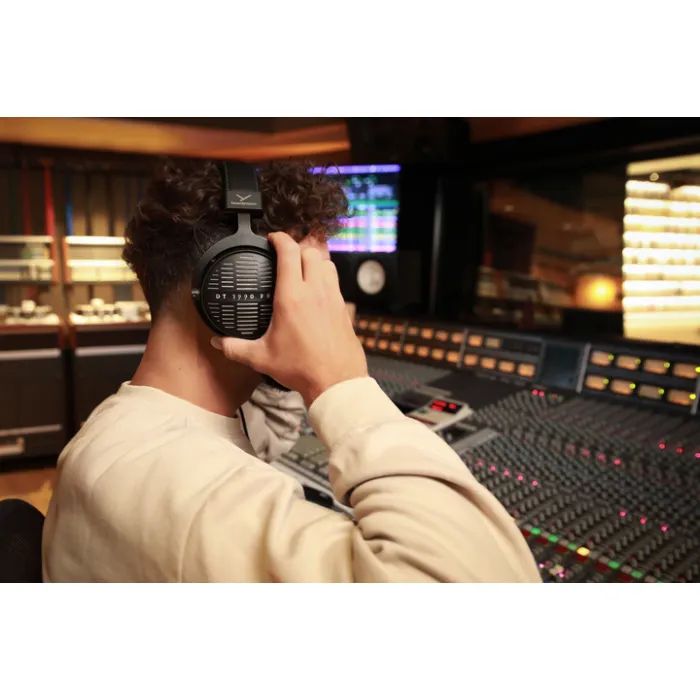 Наушники Beyerdynamic DT 1990 Pro MK II Black (531070) изображение 7