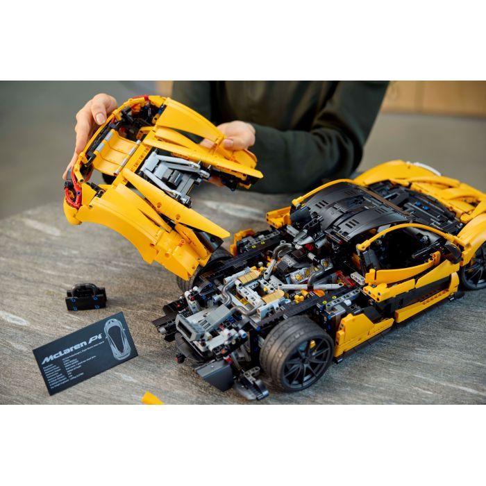 Конструктор LEGO Technic McLaren P1 3893 деталі (42172) зображення 10