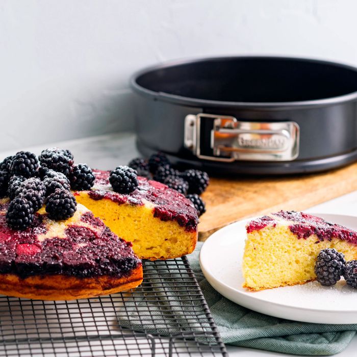 Форма для выпечки GreenPan роз'ємна 24 см з керамічним покриттям (CC007767-001) изображение 5 Форма для выпечки GreenPan роз'ємна 24 см з керамічним покриттям (CC007767-001) изображение 5