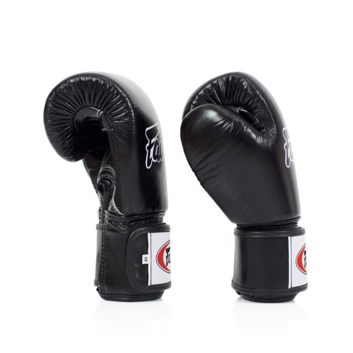 Боксерские перчатки Fairtex BGV1 Black 16 унцій (бинти в комплекті) (BGV1_16oz_Black) изображение 5