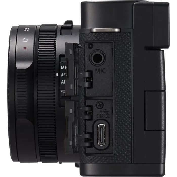 Цифровий фотоапарат Panasonic DC-L10 Black (DC-L10E-K) зображення 7