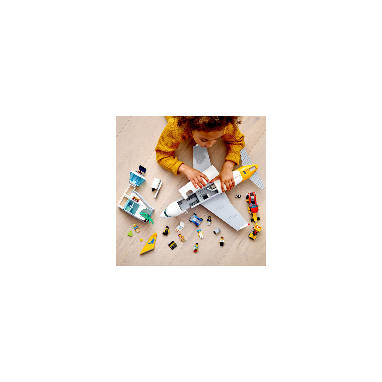Конструктор LEGO City Пассажирский самолёт 669 деталей (60262) изображение 11