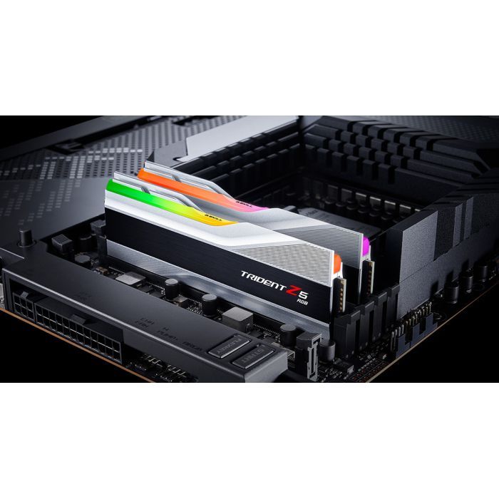 Модуль пам'яті для комп'ютера DDR5 32GB (2x16GB) 6000 MHz Trident Z5 RGB Silver G.Skill (F5-6000J3636F16GX2-TZ5RS) зображення 9