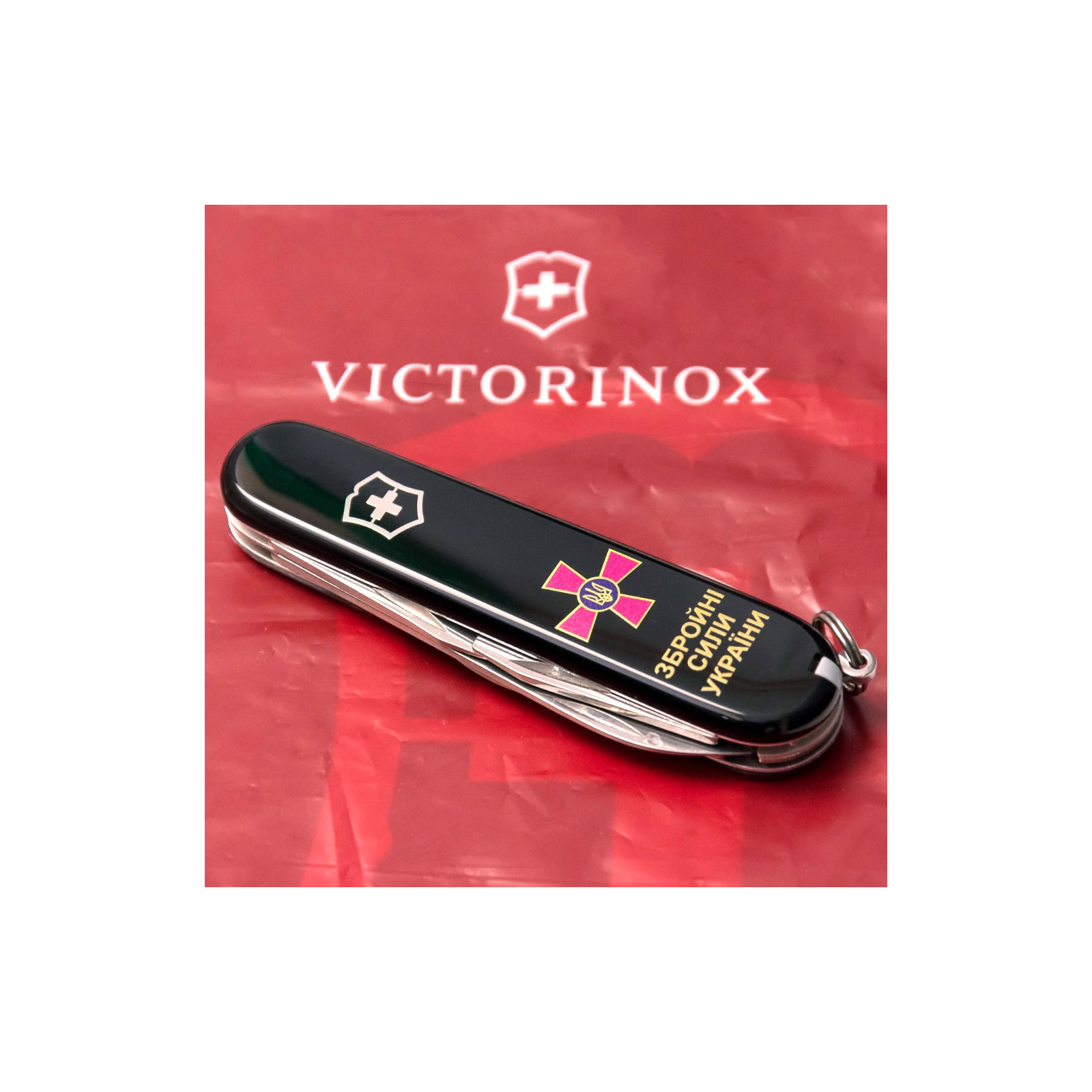 Нож Victorinox Spartan Army Black "Емблема ЗСУ + Напис ЗСУ" (1.3603.3_W1011u) изображение 3