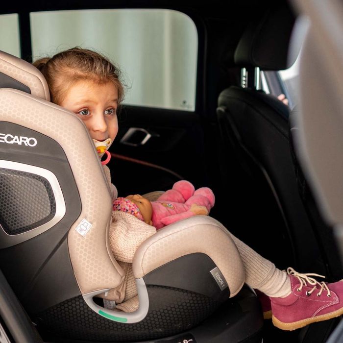 Автокресло Recaro XENON 1 KID, 360 (Fresh Black) (B1103051) изображение 2