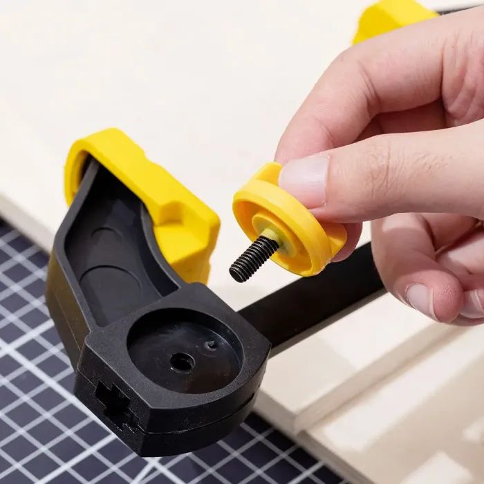 Струбцина Deli швидкозатискна 25 см (EDL110124) зображення 6