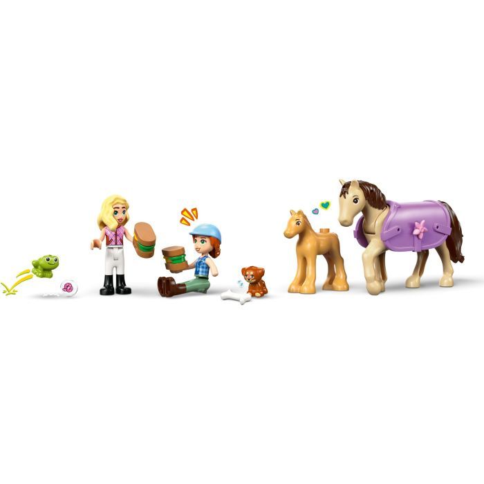 Конструктор LEGO Friends Прицеп для лошади и жеребенка (42695) изображение 4