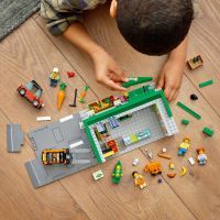 Конструктор LEGO My City Продуктовый магазин 404 детали (60347) изображение 4
