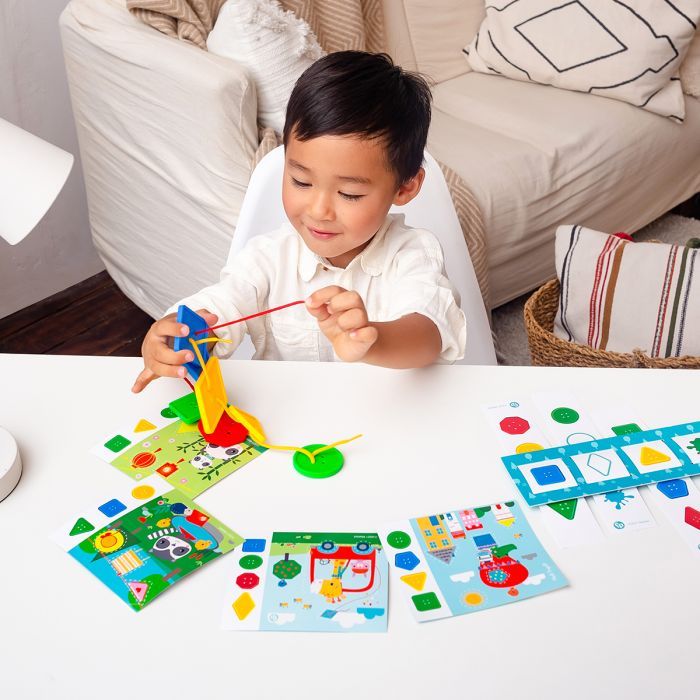 Развивающая игрушка Vladi Toys Игра с пуговицами Fisher Price Шнуруем-комбинируем (укр) (VT2905-24) изображение 5