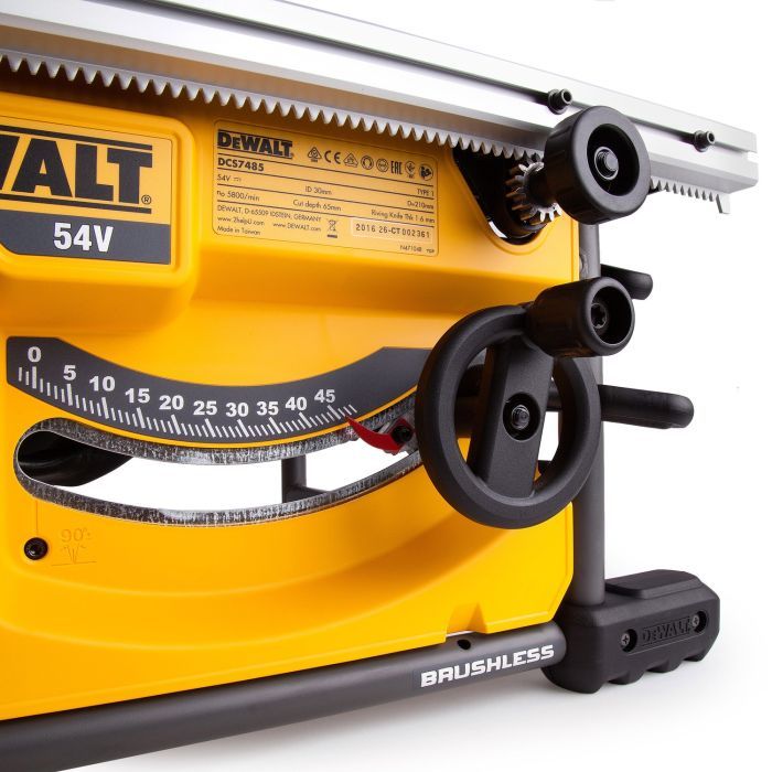 Циркулярная пила DeWALT 54В XR FLEXVOLT Li-Ion, 5800 об/мин, 210х30 мм, 21.5 кг (без АКБ и ЗУ) (DCS7485N) изображение 3