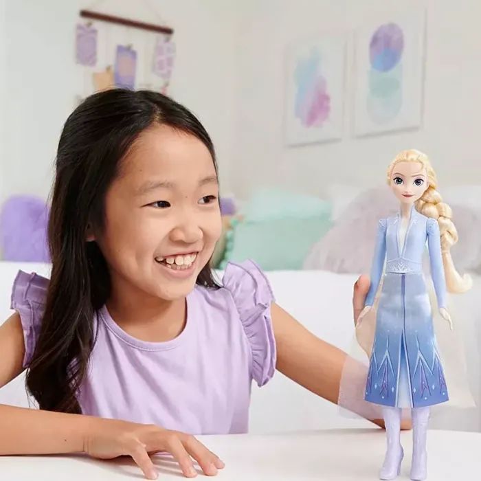 Кукла Disney Ледяное сердце Эльза в образе путешественницы (HLW48) изображение 6