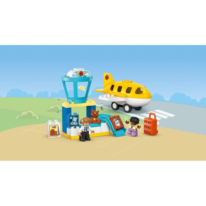 Конструктор LEGO DUPLO Вперше в аеропорту (10443-) зображення 9