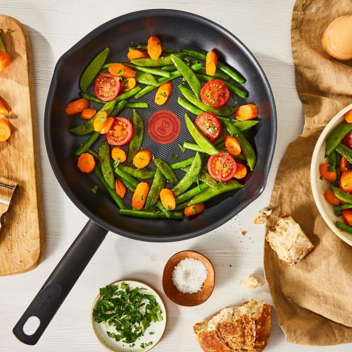 Сковорода Tefal Day by Day з кришкою 24 см (B5580423_SET) изображение 10