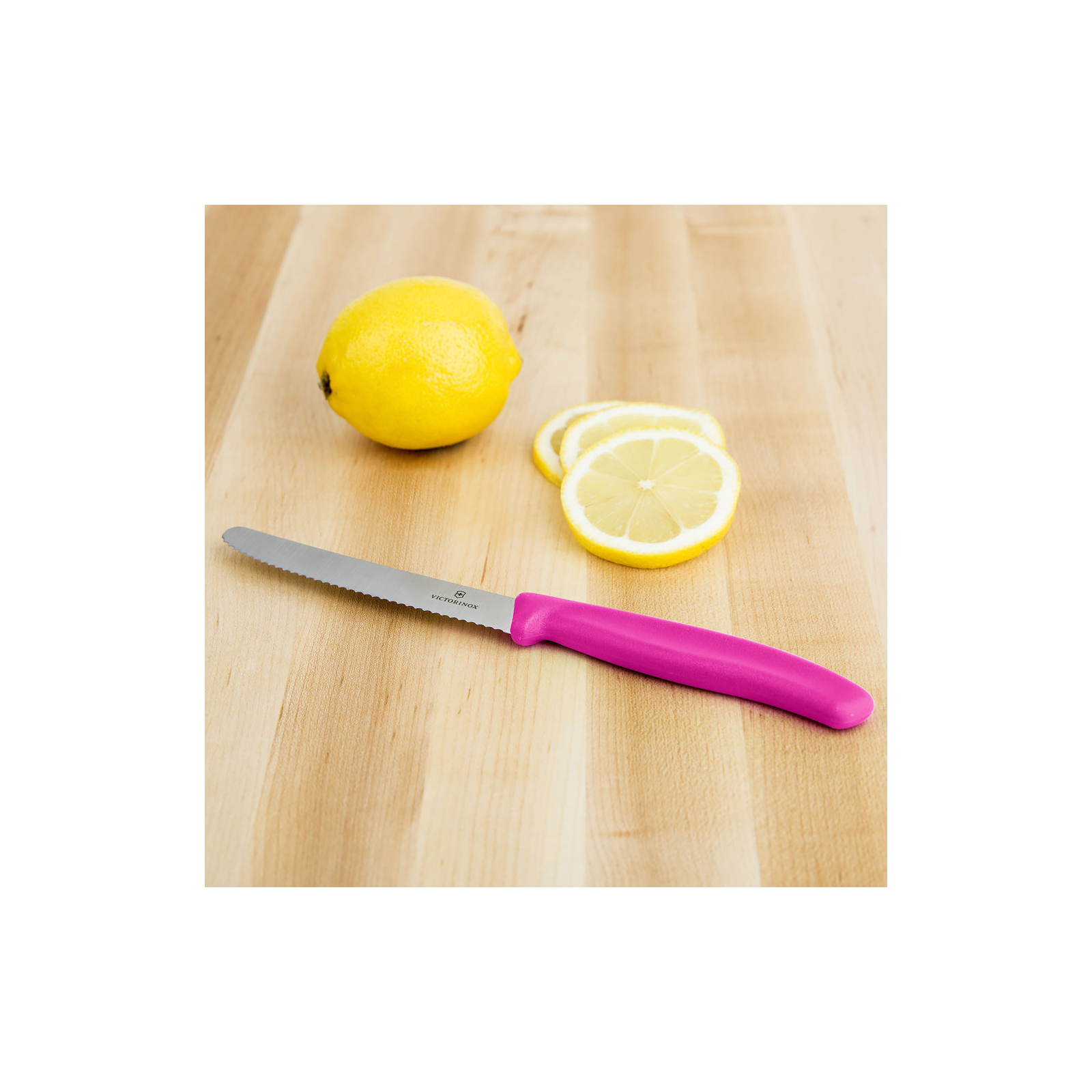 Кухонний ніж Victorinox SwissClassic для овощей 11 см, волнистое лезвие, Pink (6.7836.L115) зображення 2