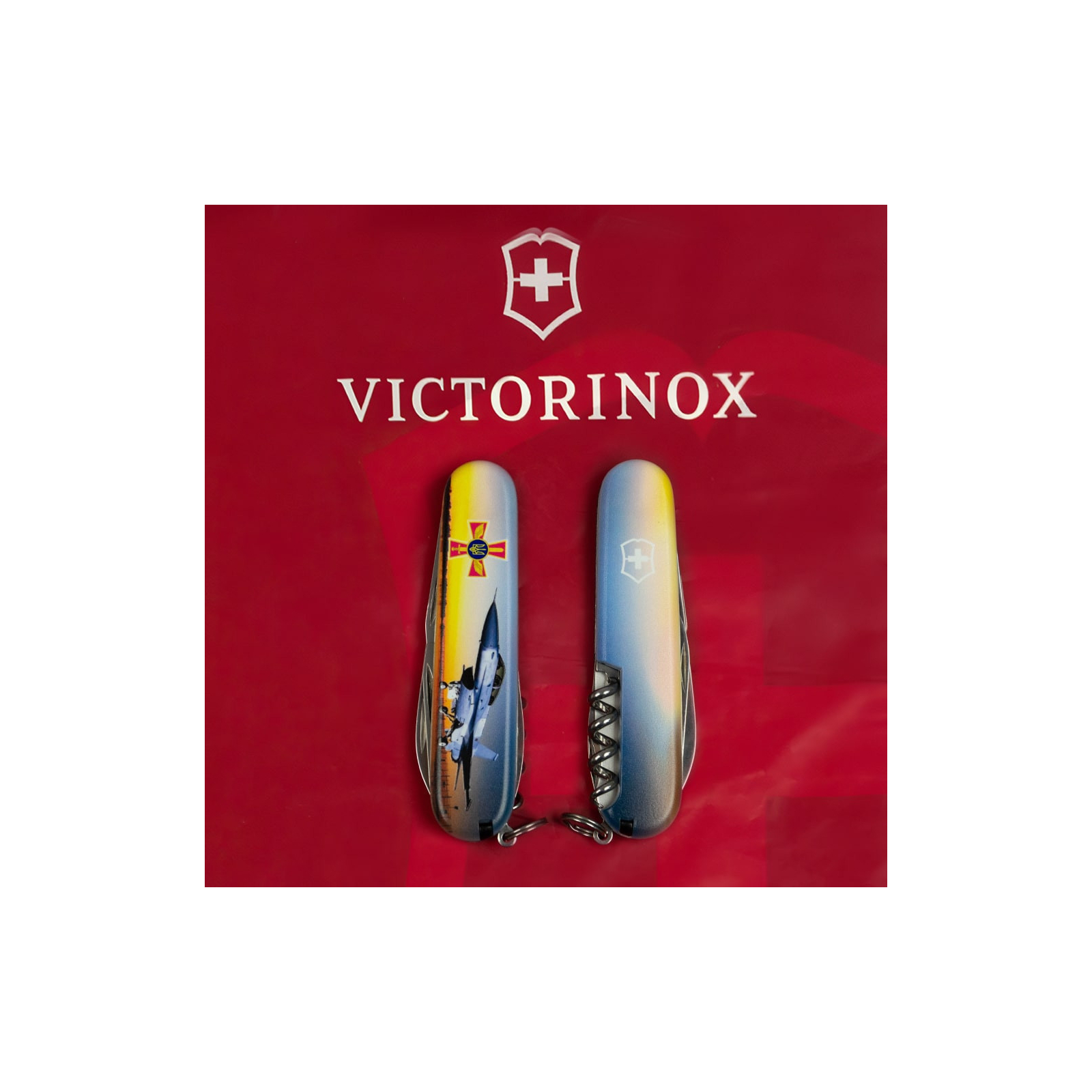 Нож Victorinox Spartan Army 91 мм Літак + Емблема ПС ЗСУ (1.3603.3_W3040p) изображение 11