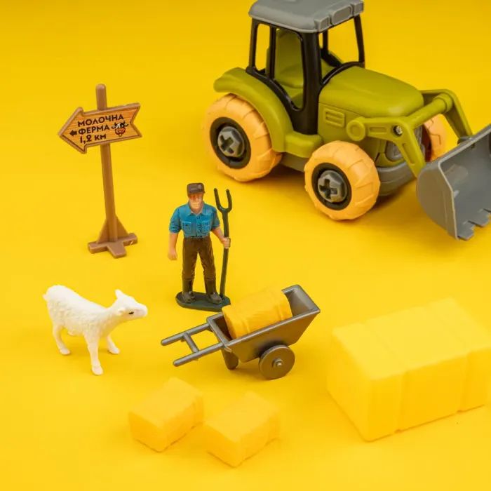 Ігровий набір Otamanko Веселий хутір (трактор, вантажівка, причіп, фермер, кінь, вівця) (8827) зображення 2 Ігровий набір Otamanko Веселий хутір (трактор, вантажівка, причіп, фермер, кінь, вівця) (8827) зображення 2