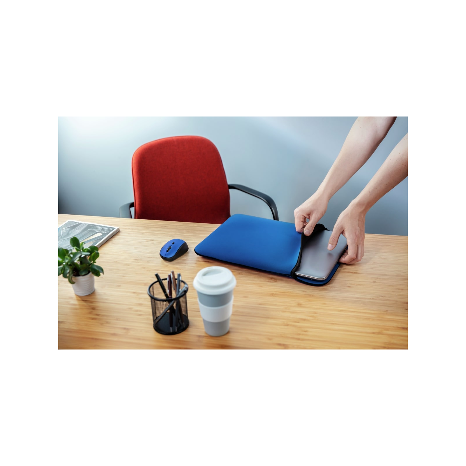 Чехол для ноутбука Trust 15.6" Yvo Mouse & Sleeve Blue + mouse (23452) изображение 16