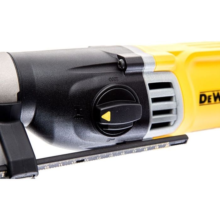 Перфоратор DeWALT SDS-Plus, 900 Вт, 3.0 Дж (D25144K) изображение 10