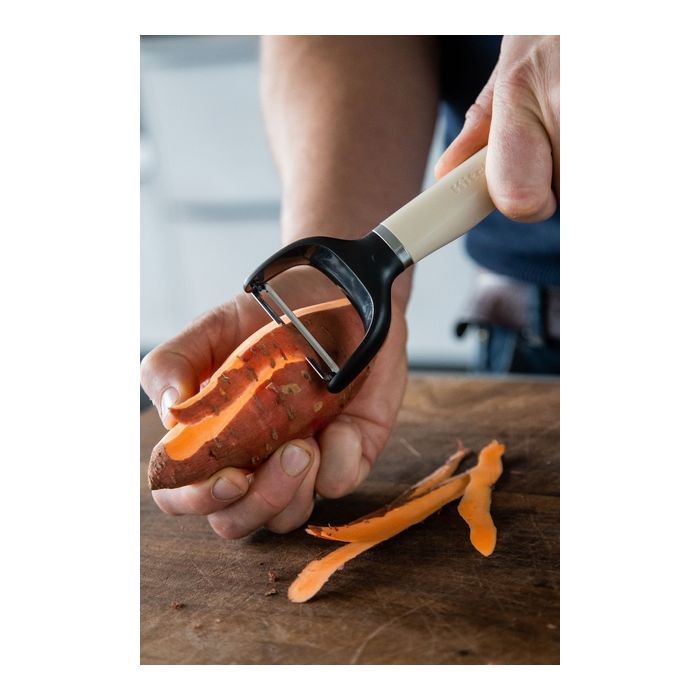 Овочечистка KitchenAid Coreline, горизонтальна 18,8 см, червоний (KAG145OHERE) зображення 6