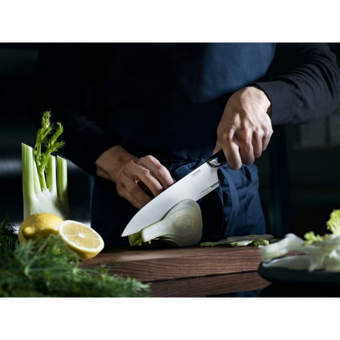 Кухонный нож Fiskars Taiten шеф великий 20 см (1066830) изображение 7