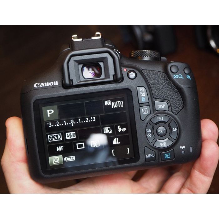 Цифровой фотоаппарат Canon EOS 2000D 18-55 DC III (2728C007AA) изображение 12