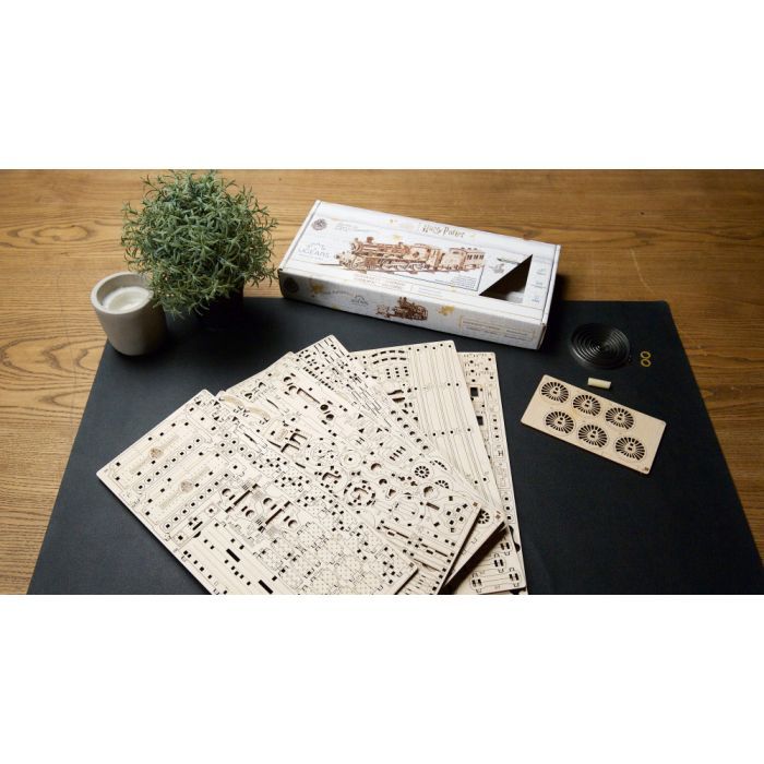 Конструктор Ugears Хогвартс Экспресс (6337400) изображение 12
