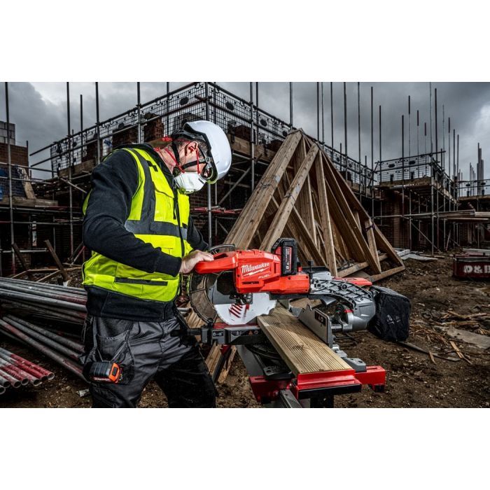 Торцовочная пила Milwaukee M18 FMS254-0, 254мм (без АКБ и ЗУ) (4933451729) изображение 12