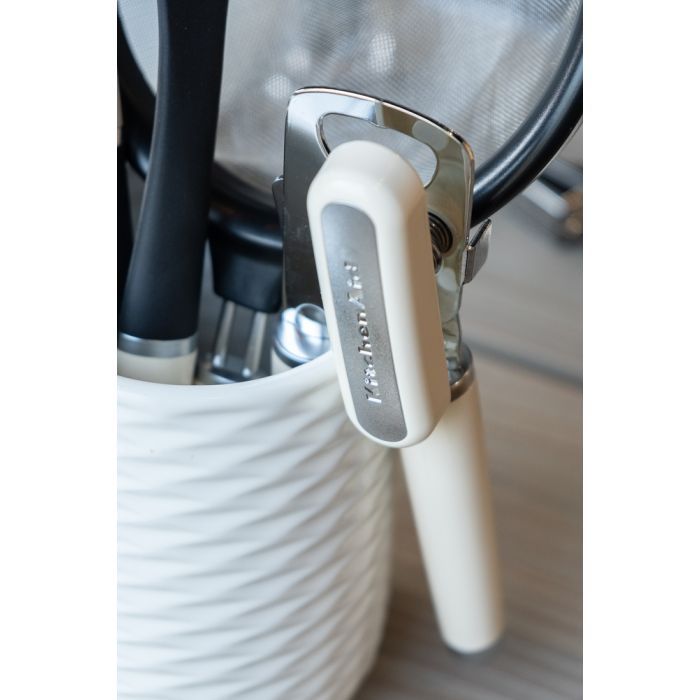 Консервний ніж KitchenAid Coreline 21 см кремовий (KAG199OHACE) зображення 5