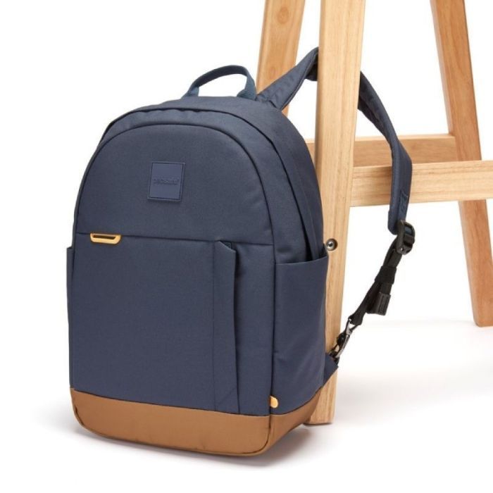 Рюкзак туристический Pacsafe Go 15L рожевий (35110340) изображение 2