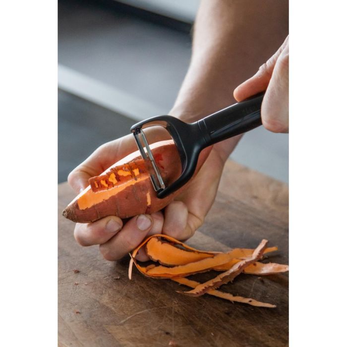 Овочечистка KitchenAid Classic горизонтальна 17,5 см чорний (KHH145OHOBEG) зображення 5