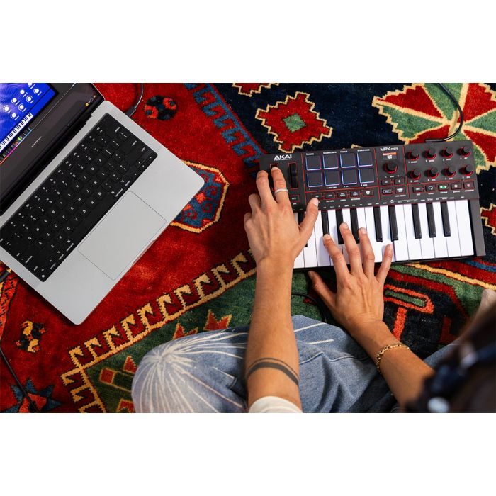 MIDI-клавіатура Akai MPK mini 4 Black (302370) зображення 5