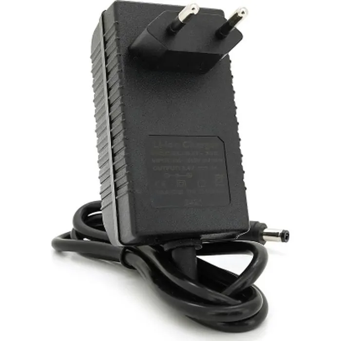 Сетевое зарядное устройство для АКБ Voltronic Li-ion 8.4V 3A (SST-30E) изображение 2