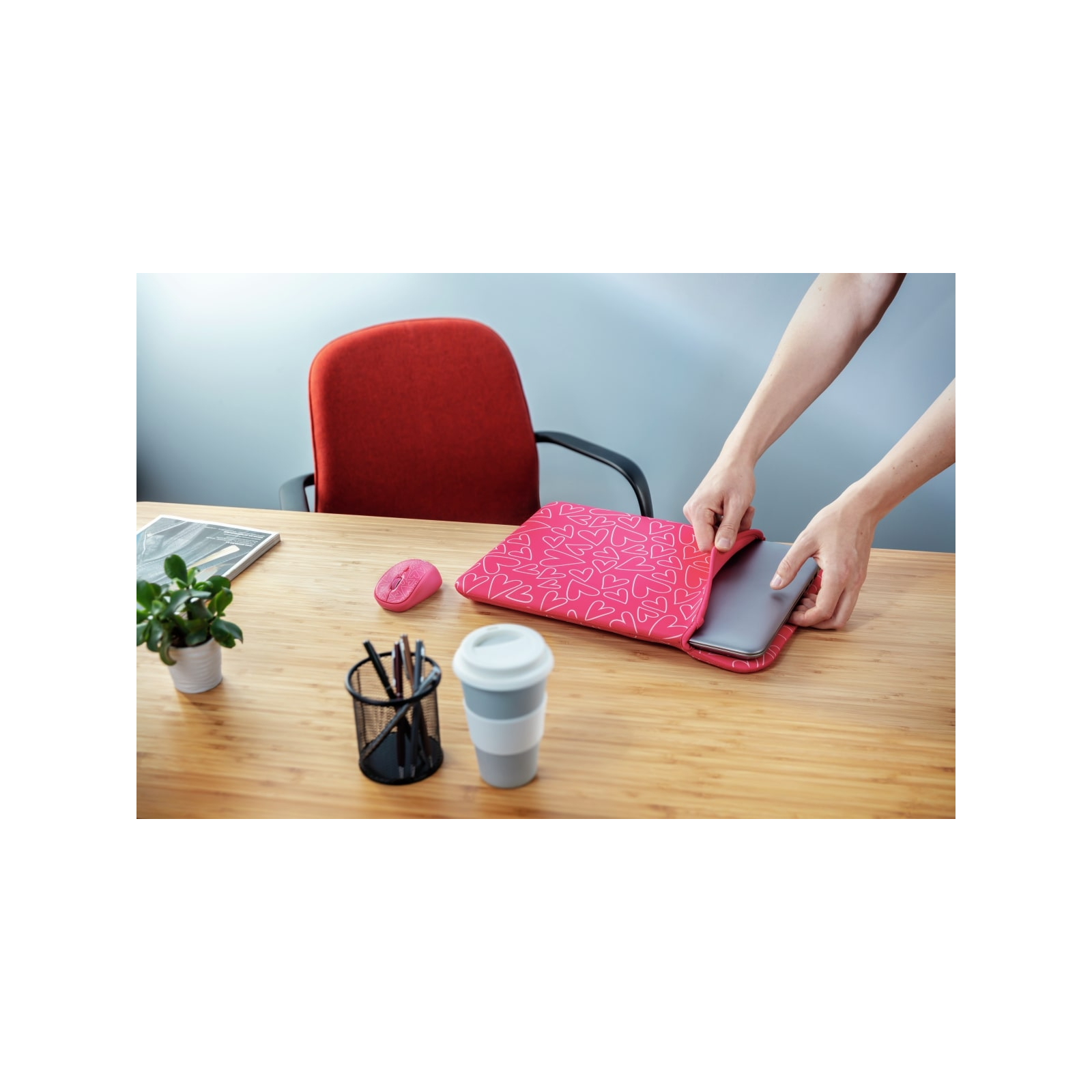 Чехол для ноутбука Trust 15.6" Yvo Mouse & Sleeve Pink+ mouse (23443) изображение 16