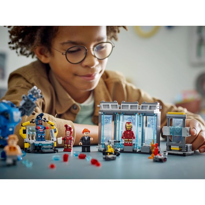 Конструктор LEGO Super Heroes Лаборатория Железного Человека: зал доспехов: зал доспехов (76315) изображение 10
