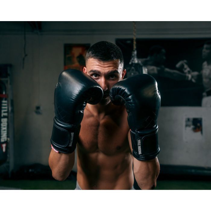 Боксерские перчатки Title Boxing Ko-Vert Black 16 oz (KOVBG 16 oz BK) изображение 8