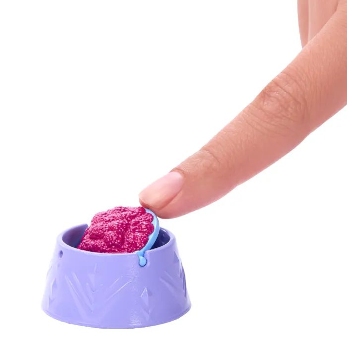 Лялька Disney Frozen Ельза з маленьким ведмежам (JFG16) зображення 6 Лялька Disney Frozen Ельза з маленьким ведмежам (JFG16) зображення 6