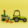 Конструктор LEGO City Трактор в парке 86 деталей (60390-) изображение 2