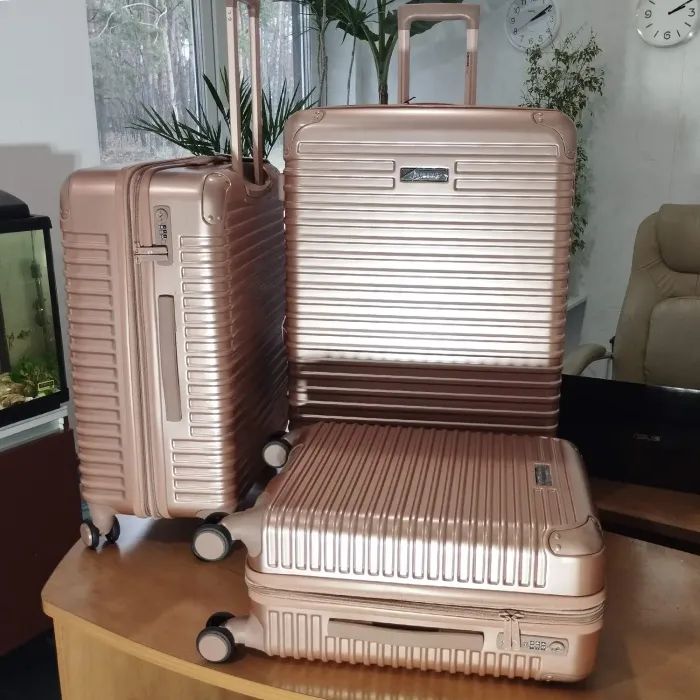 Чемодан Swissbrand Rome (M) Rose Gold (SWB_LHROM003M) (DAS302561) изображение 2