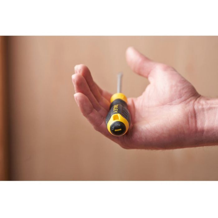Отвертка Stanley Cushion Grip, SL 5.5x100мм, с расширяющимся жалом. (STHT16146-0) изображение 4