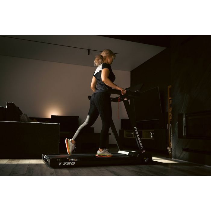 Бігова доріжка FitLogic T720 зображення 8