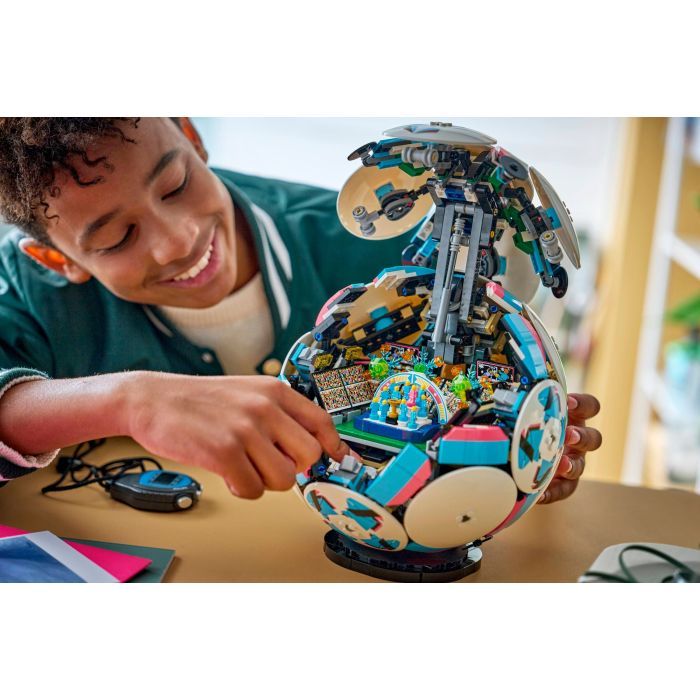 Конструктор LEGO Editions Football Футбольный мяч (43019) изображение 8